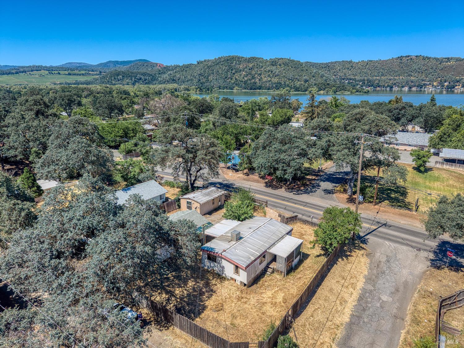 5542 Old Highway 53 Clearlake CA 95422