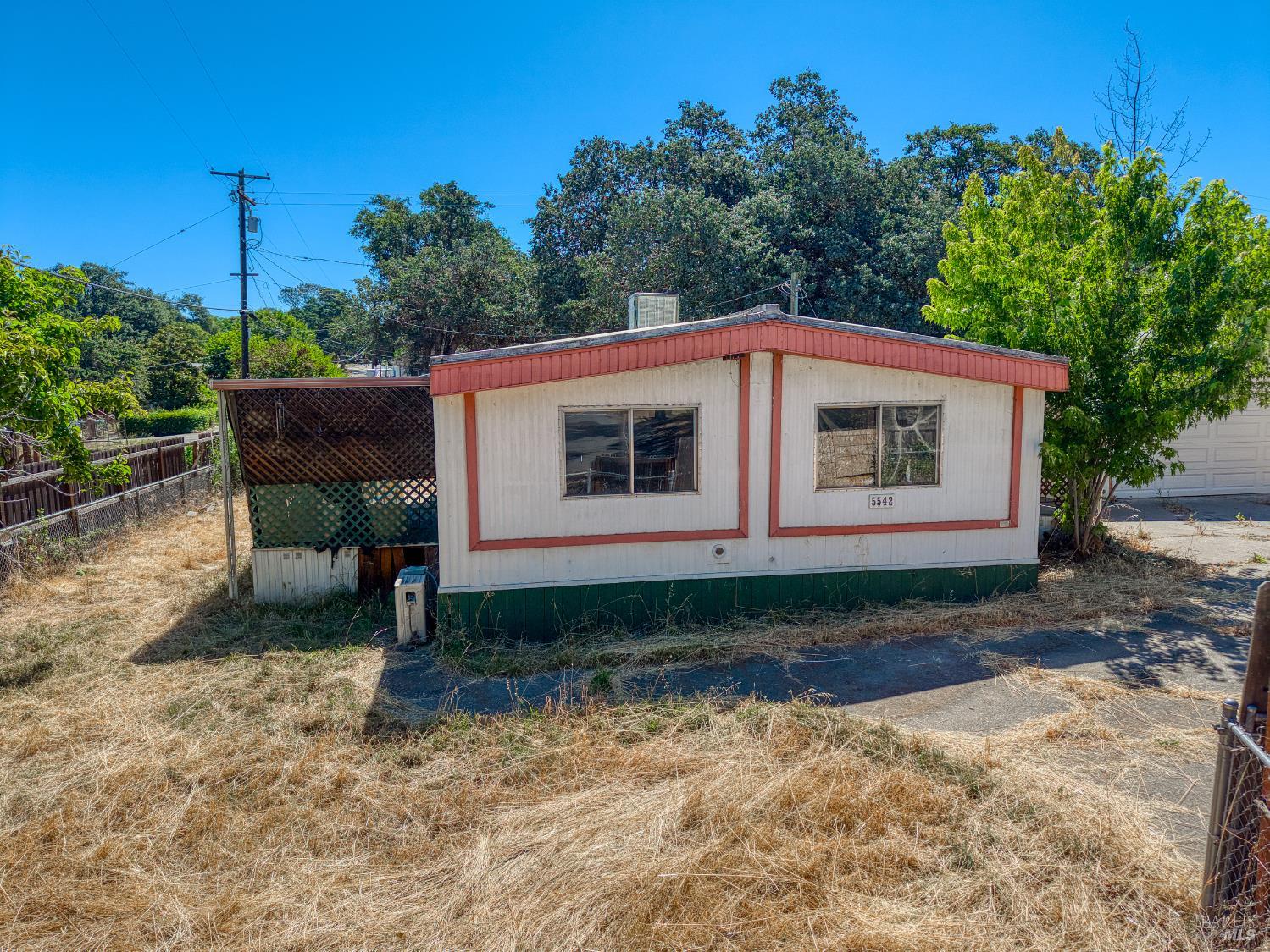 5542 Old Highway 53 Clearlake CA 95422