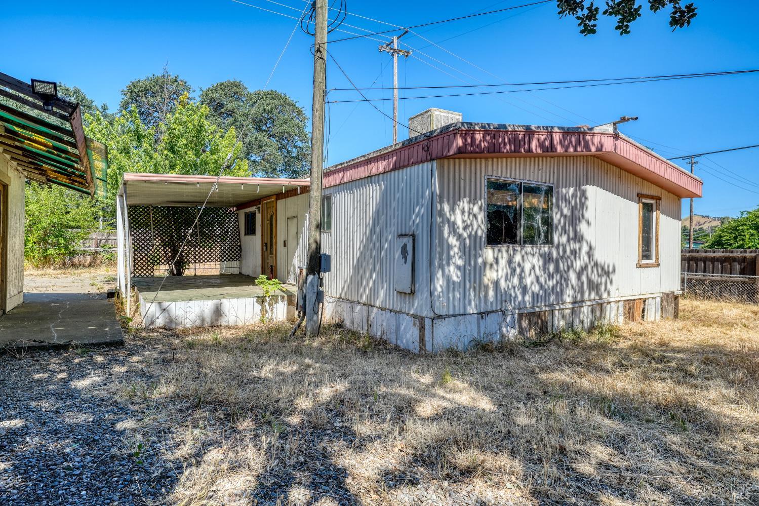 5542 Old Highway 53 Clearlake CA 95422