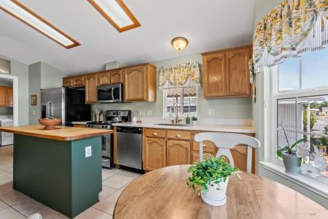 705 Sequoia Street Windsor CA 95492