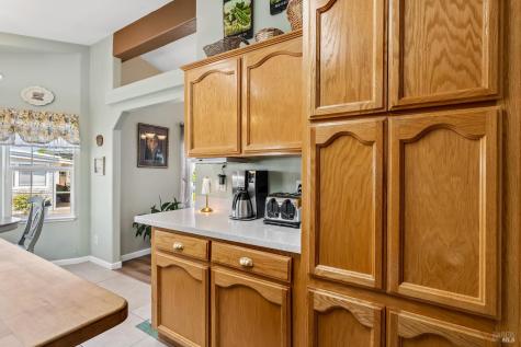 705 Sequoia Street Windsor CA 95492