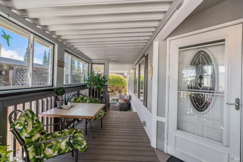 705 Sequoia Street Windsor CA 95492