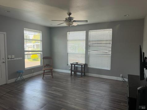 142 Apple Lane Santa Rosa CA 95407