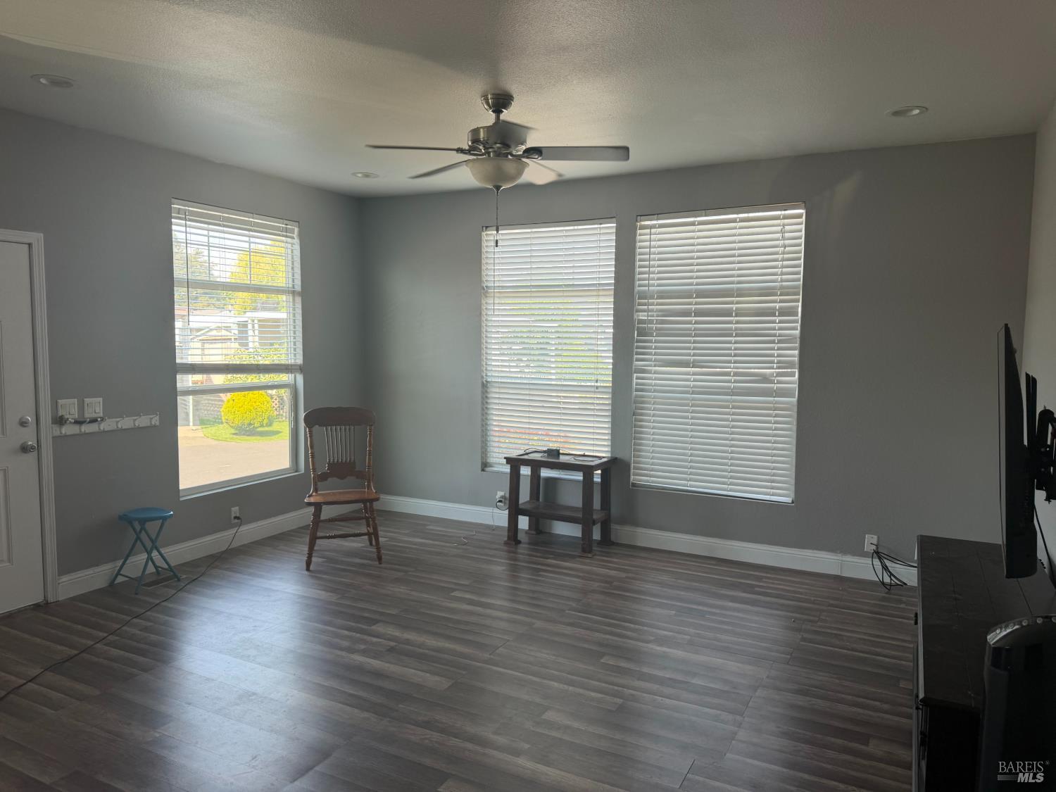 142 Apple Lane Santa Rosa CA 95407