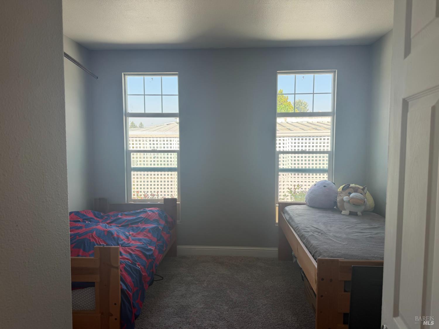 142 Apple Lane Santa Rosa CA 95407