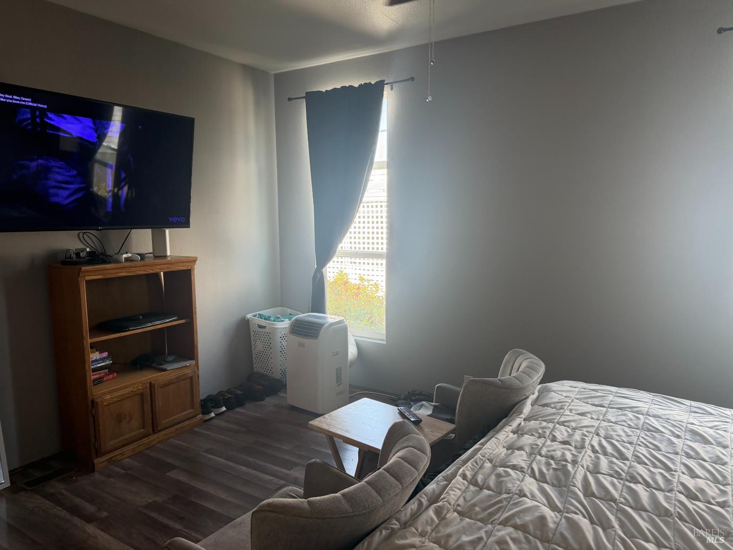 142 Apple Lane Santa Rosa CA 95407