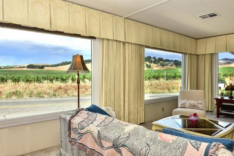 139 Bear Flag Road Sonoma CA 95476