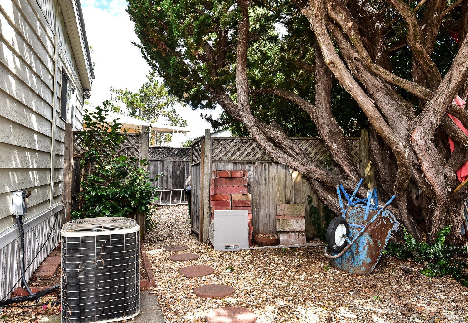 139 Bear Flag Road Sonoma CA 95476