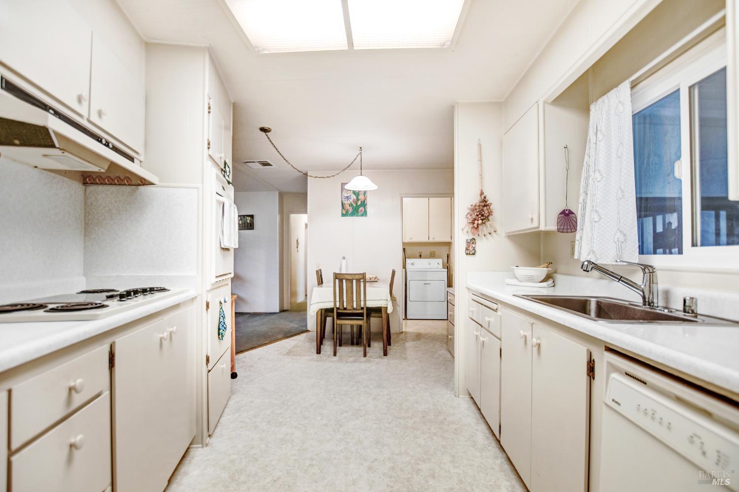 40 Westgate Circle Santa Rosa CA 95401