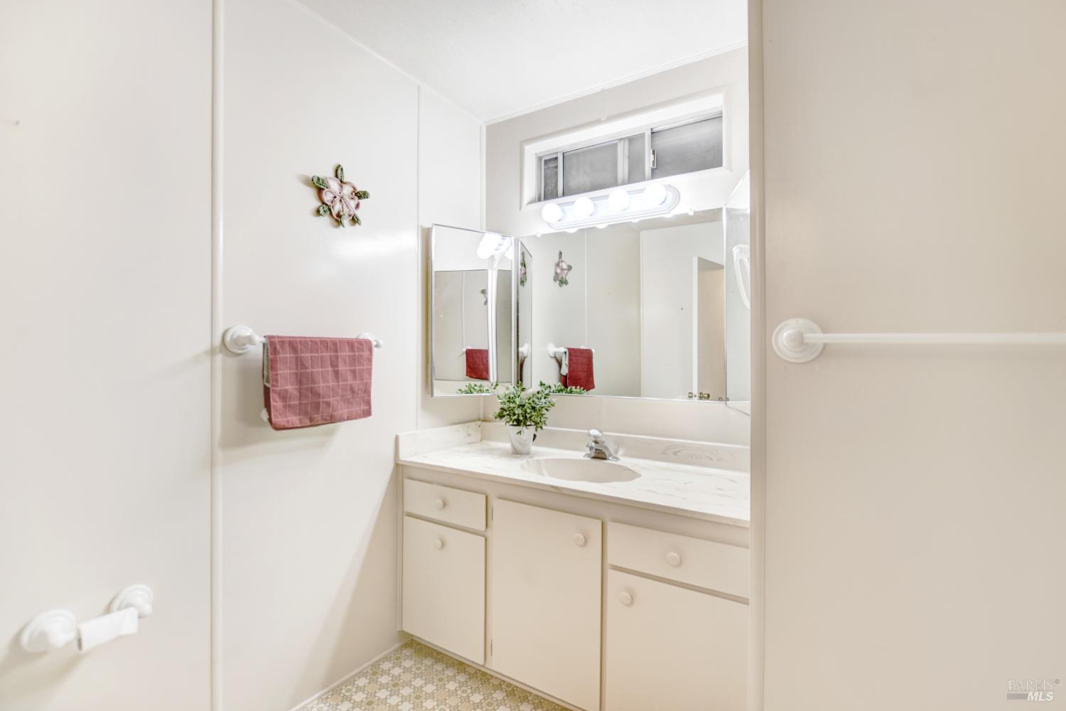 40 Westgate Circle Santa Rosa CA 95401