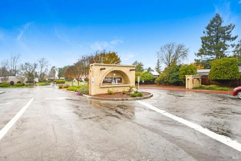 40 Westgate Circle Santa Rosa CA 95401
