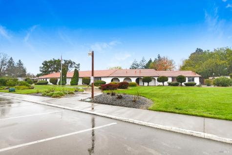 40 Westgate Circle Santa Rosa CA 95401