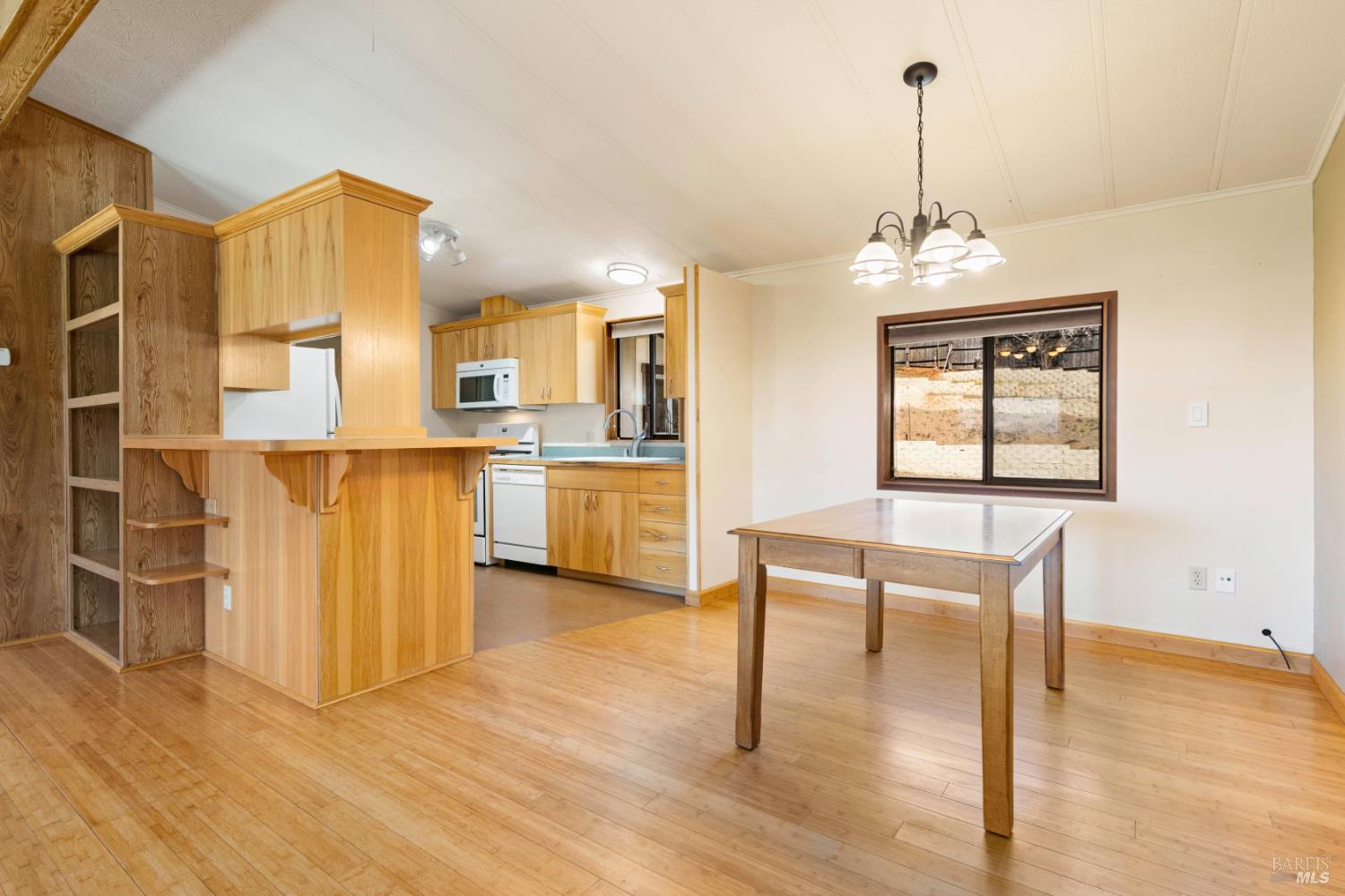 9170 Upper Lake Lucerne Road Upper Lake CA 95485