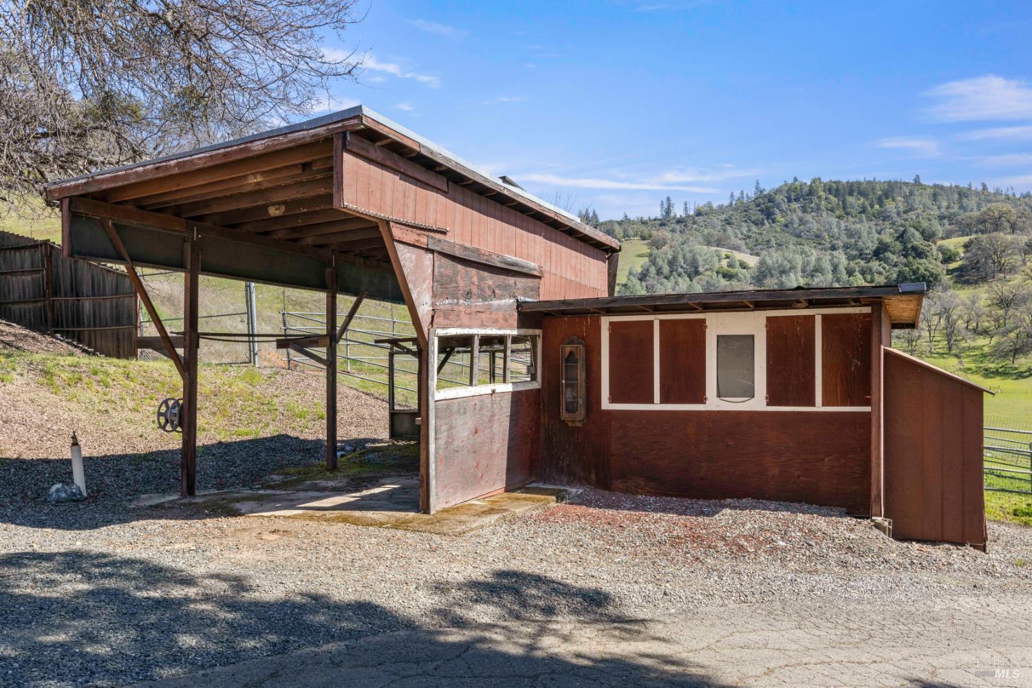 9170 Upper Lake Lucerne Road Upper Lake CA 95485