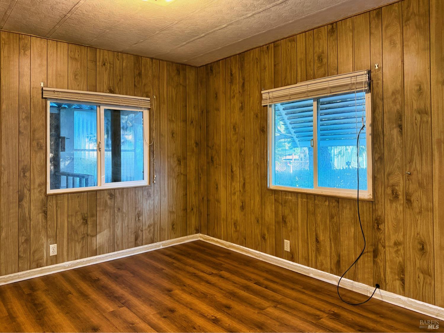 10755 Mobile Village Way Willits CA 95490