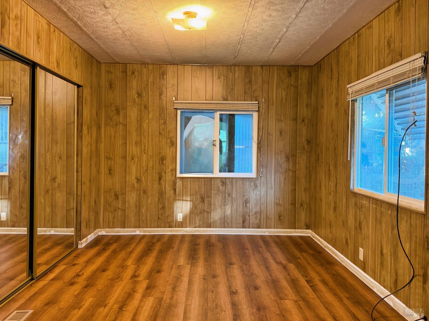 10755 Mobile Village Way Willits CA 95490