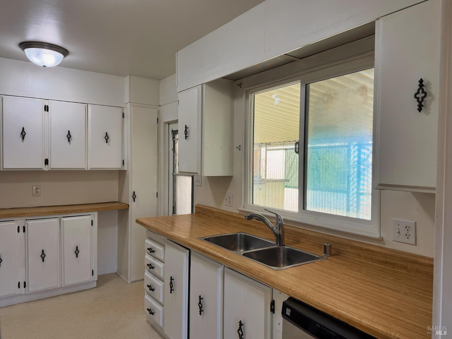 10755 Mobile Village Way Willits CA 95490