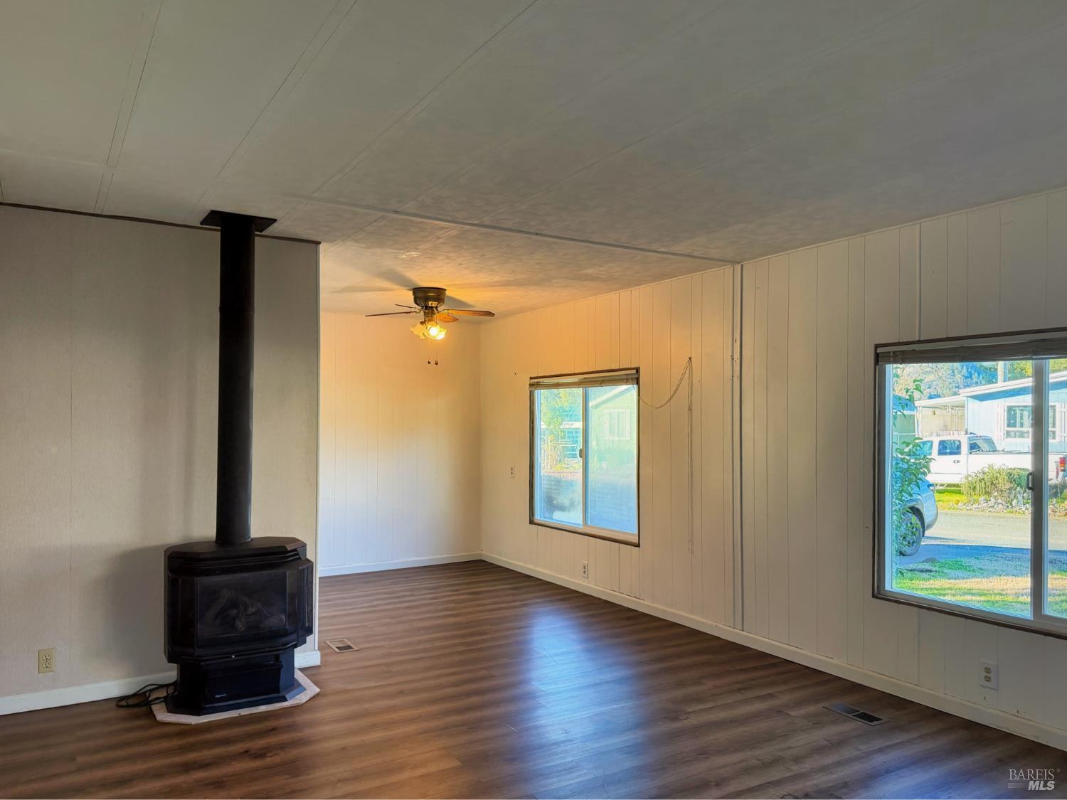 10755 Mobile Village Way Willits CA 95490