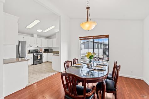 1038 Capewood Lane Windsor CA 95492