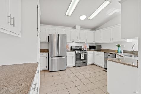 1038 Capewood Lane Windsor CA 95492