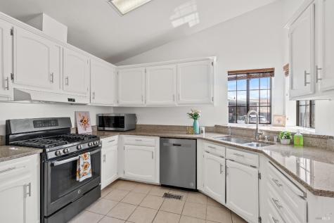 1038 Capewood Lane Windsor CA 95492