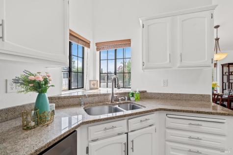 1038 Capewood Lane Windsor CA 95492