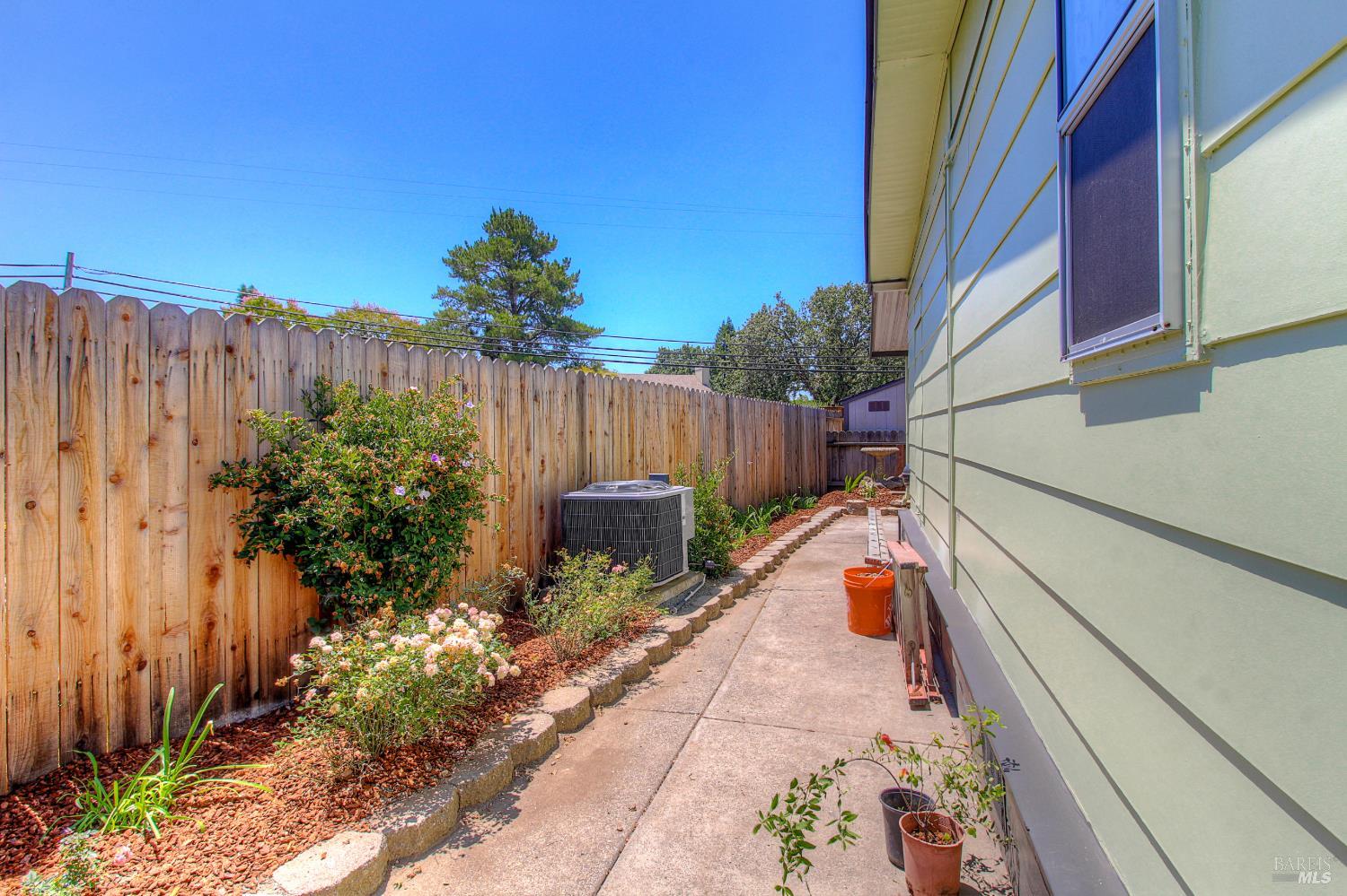174 Westgate Circle Santa Rosa CA 95401