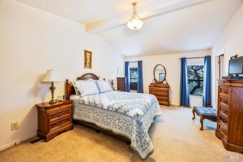 6707 Badger Creek Road Santa Rosa CA 95409