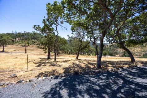 6707 Badger Creek Road Santa Rosa CA 95409
