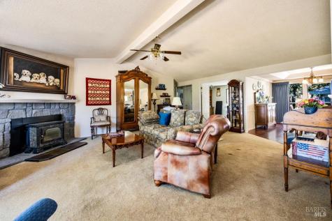 6707 Badger Creek Road Santa Rosa CA 95409