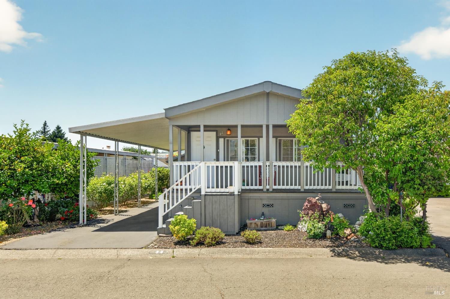 44 Hacienda Drive Napa CA 94558