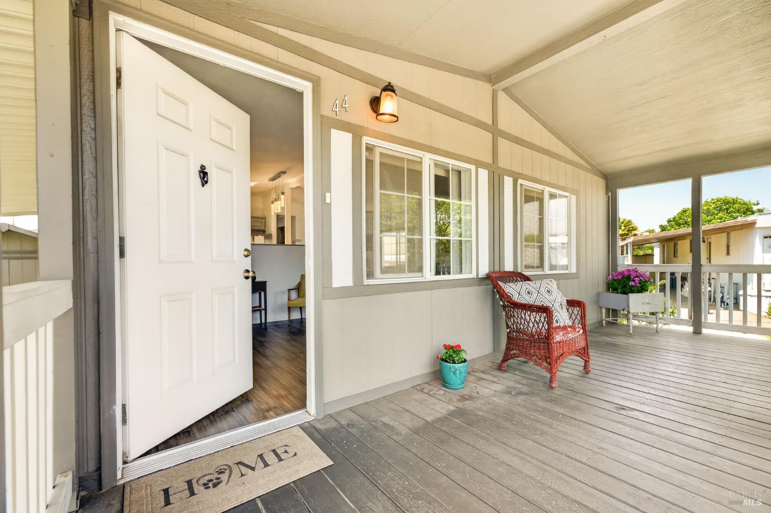 44 Hacienda Drive Napa CA 94558