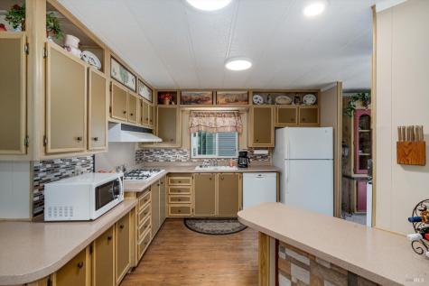 158 Bear Flag Road Sonoma CA 95476