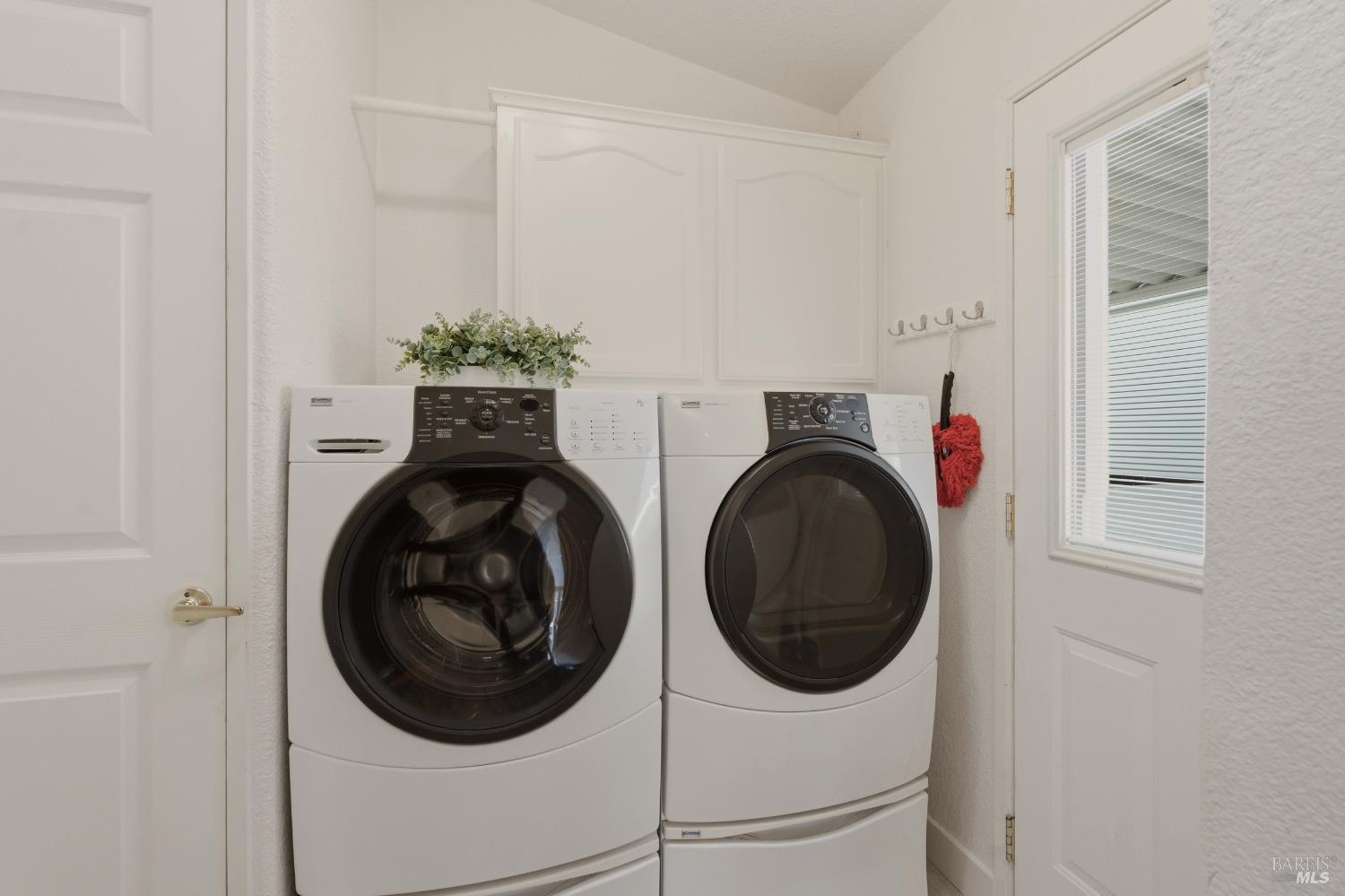 303 Mark Way Napa CA 94558