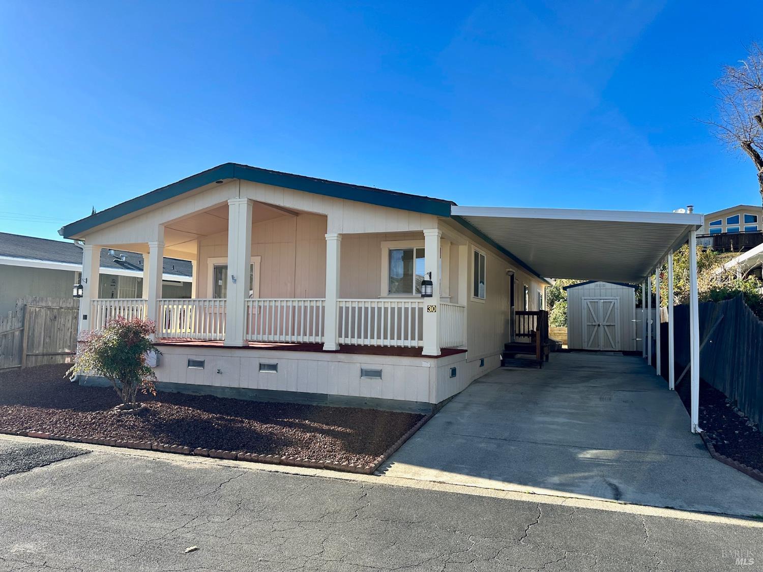 5830 Robin Hill Drive Lakeport CA 95453