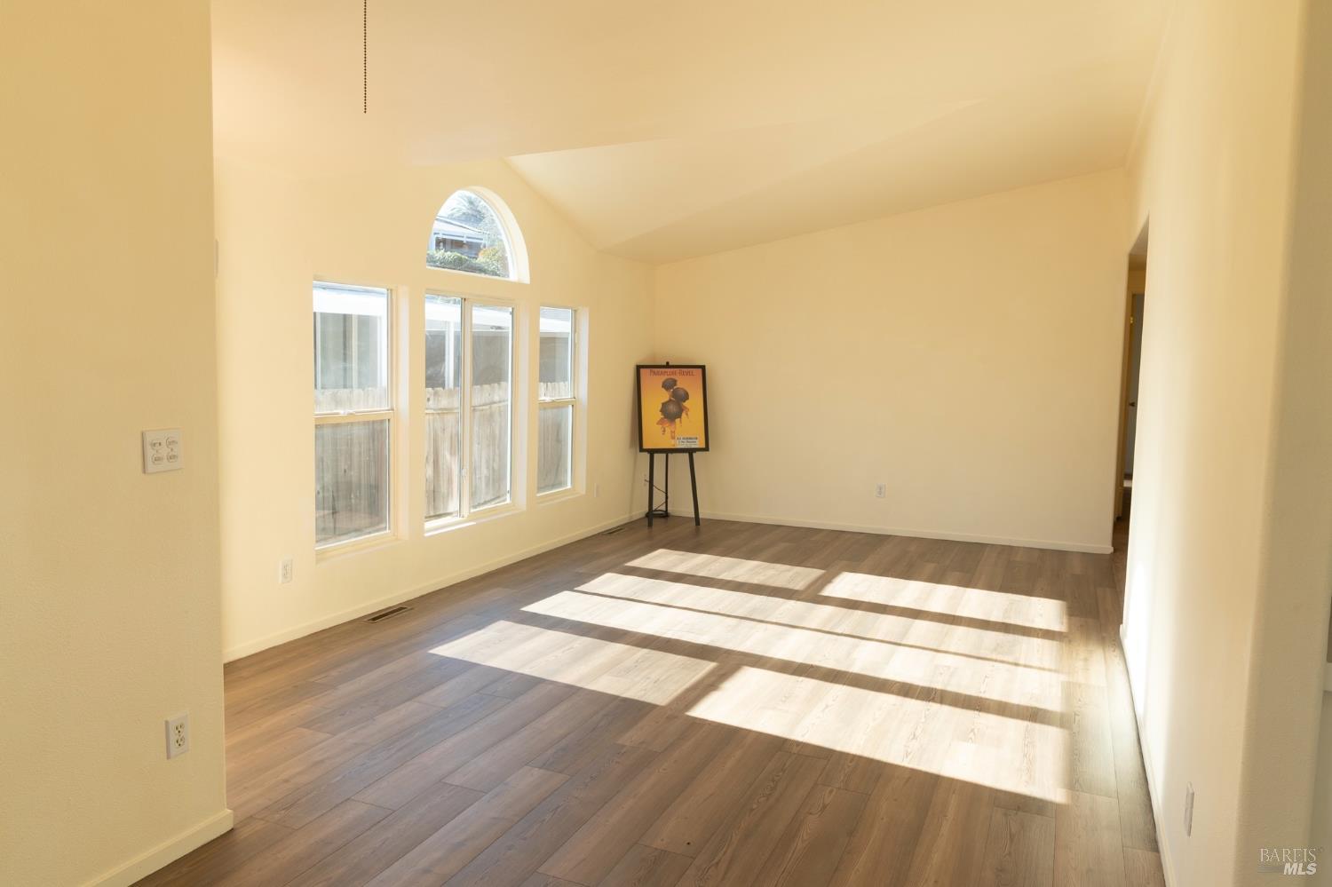 5830 Robin Hill Drive Lakeport CA 95453
