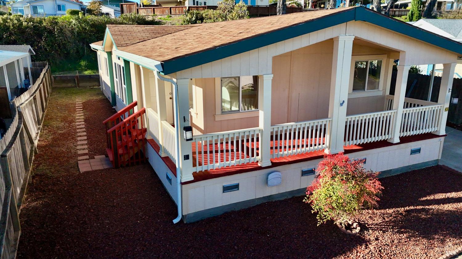 5830 Robin Hill Drive Lakeport CA 95453