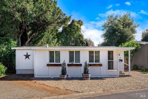 541 Mason Street Healdsburg CA 95448