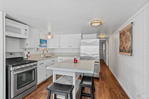 541 Mason Street Healdsburg CA 95448