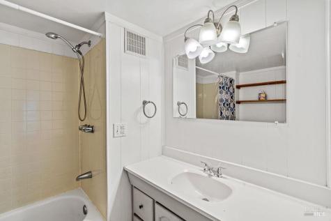 541 Mason Street Healdsburg CA 95448