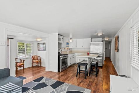 541 Mason Street Healdsburg CA 95448