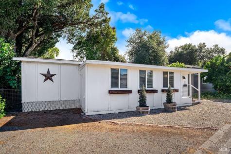 541 Mason Street Healdsburg CA 95448