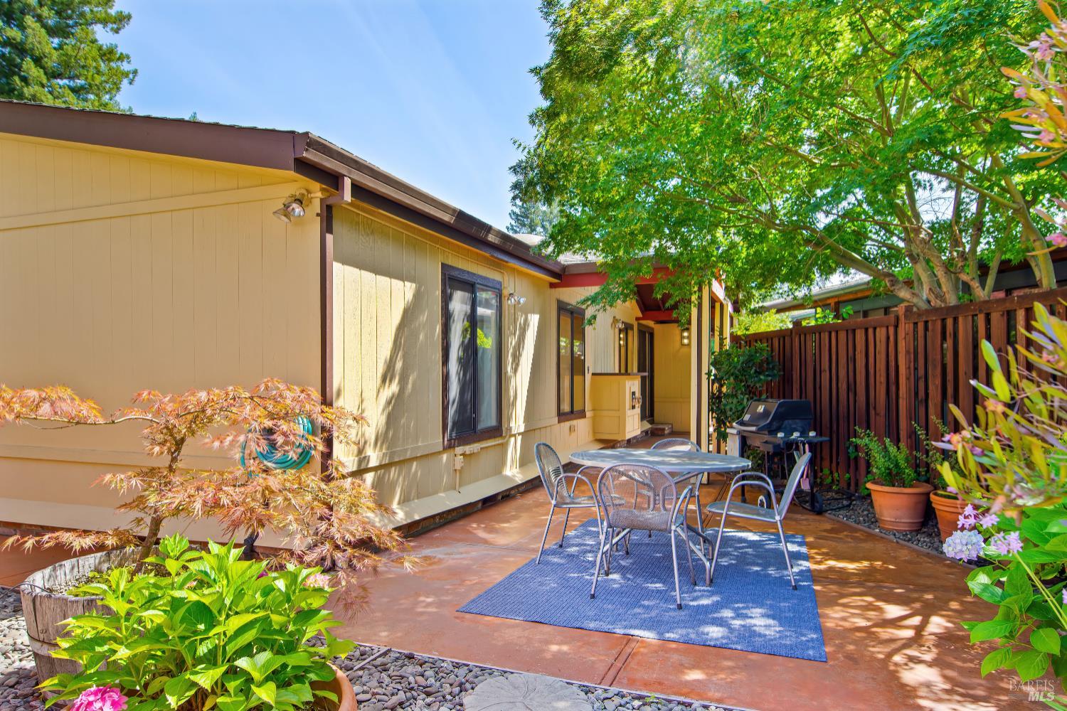 2 San Juan Court St. Helena CA 94574
