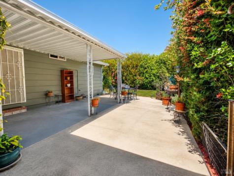 1945 Piner Road Santa Rosa CA 95403