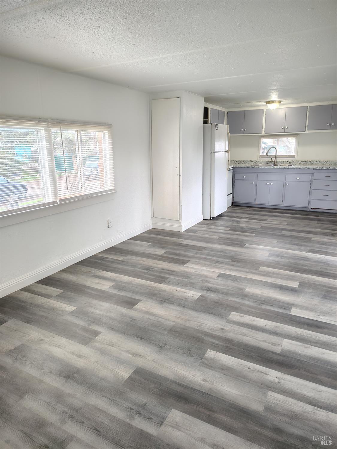 14179 Pearl Street Clearlake CA 95422
