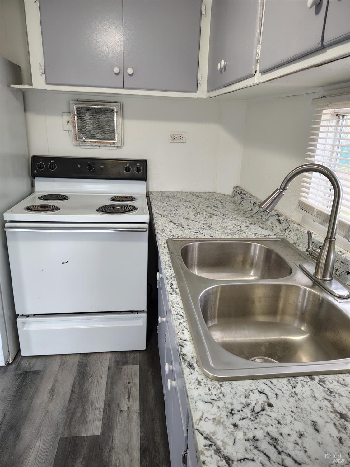 14179 Pearl Street Clearlake CA 95422