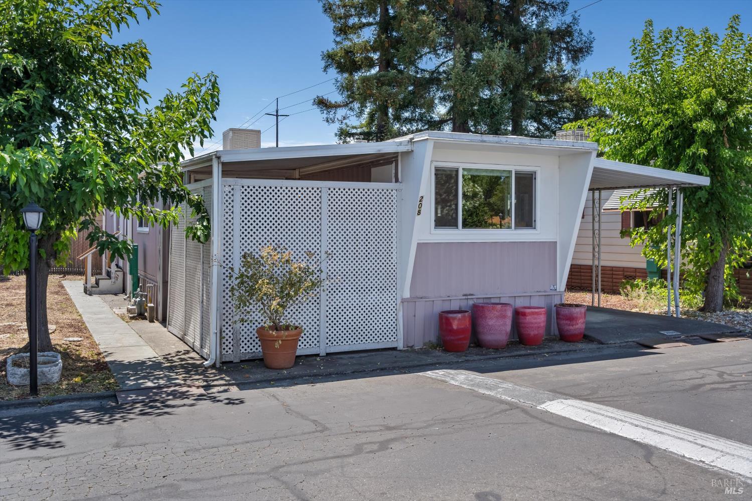 208 Aileen Avenue Santa Rosa CA 95407