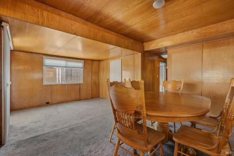 208 Aileen Avenue Santa Rosa CA 95407