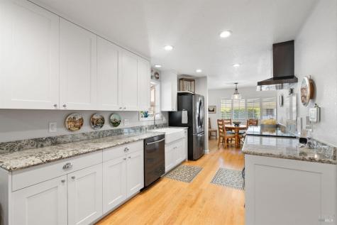 113 Hacienda Drive Napa CA 94558