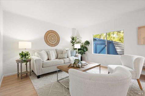 93 Walnut Circle Rohnert Park CA 94928
